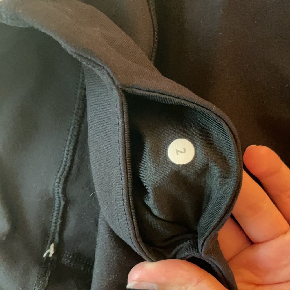 Lululemon Wunder Under Leggings - Picture 5 of 5